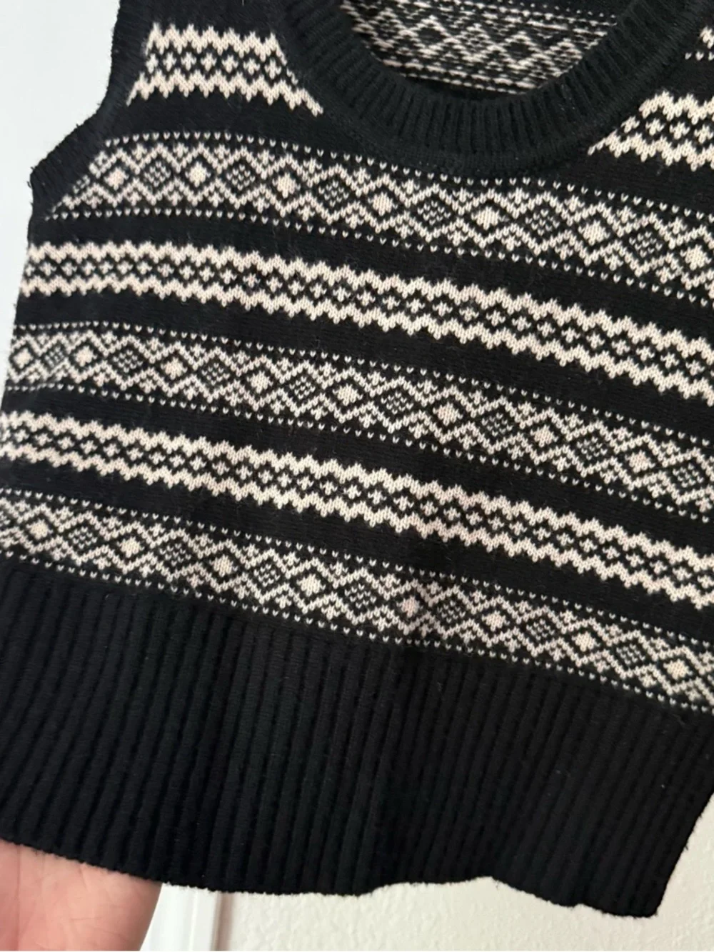 MARGARET O’LEARY black white merino wool argyle striped cropped‎ sweater vest